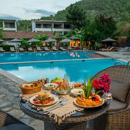 Sultan Hotel 4*
